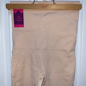 Shapermint Empetua high-waisted shaper short SzM/L